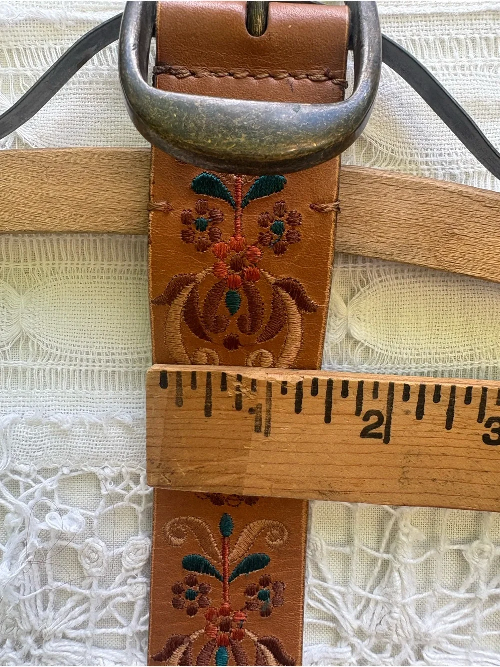 Fossil Tan Leather Women's Belt with Multicolor Floral Embroidery 90s
